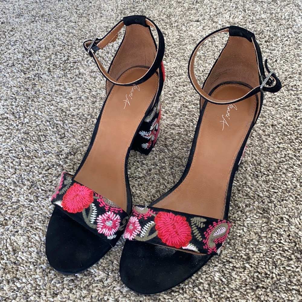 Floral Black Heels